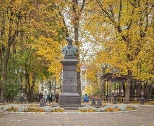 Брянские парки начали готовить к зиме и Новому году