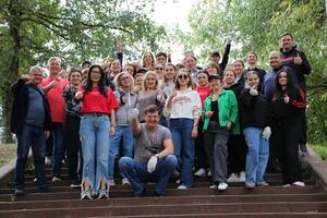 В Брянске депутаты облдумы привели в порядок парк «Звездный»
