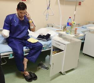 Брянцев попросили помочь потерявшему руку во время теракта работнику суши-бара