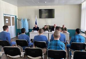 Руководство брянского СК в госпитале выслушало участников СВО