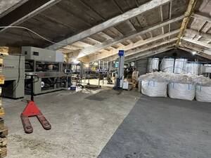 Нелегалы трудились в Брянской области на производстве контрафактной газировки