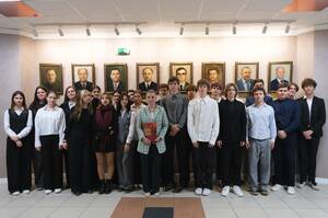 Судьи Брянской области познакомили школьников с работой судебной системы