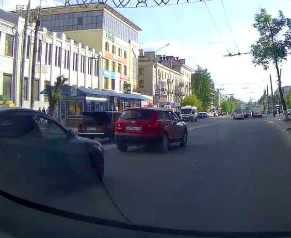 В Брянске оштрафовали водителя «ВАЗ» за опасный проезд по встречке