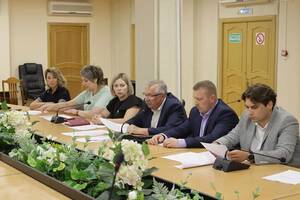В Брянске обсудили защиту подростков от экстремизма