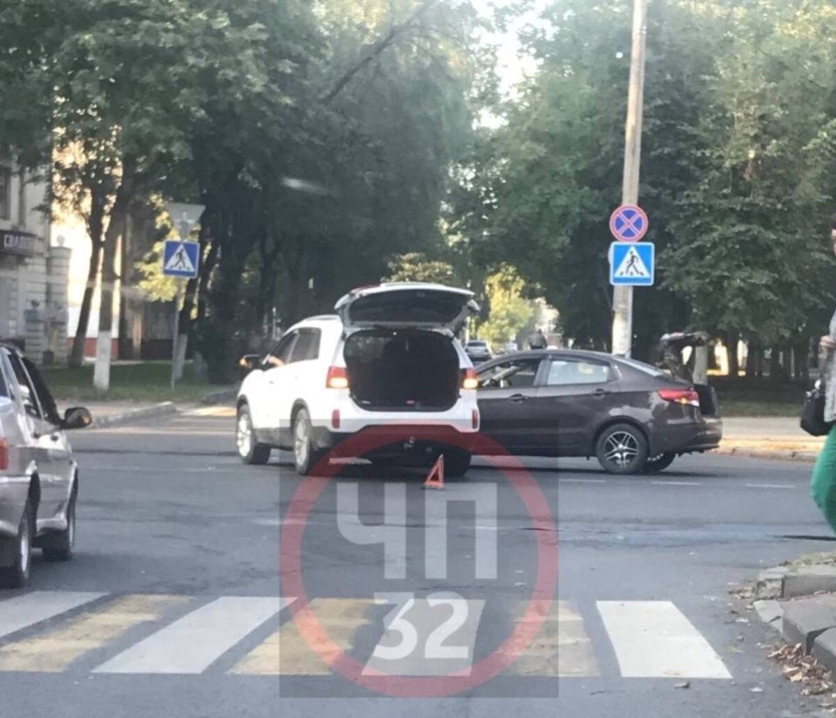 В Брянске 2 автомобиля попали в ДТП на улице Куйбышева | 31.08.2023 |  Брянск - БезФормата