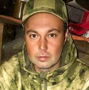 В зоне СВО смертельное ранение получил брянский боец Евгений Макаренков