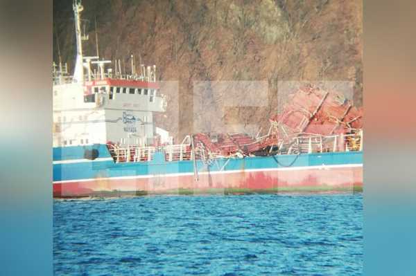Третий член экипажа танкера в Находке утонул на глазах у спасателей