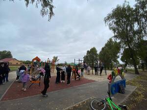 В Титовке появилась современная площадка для игр и спорта