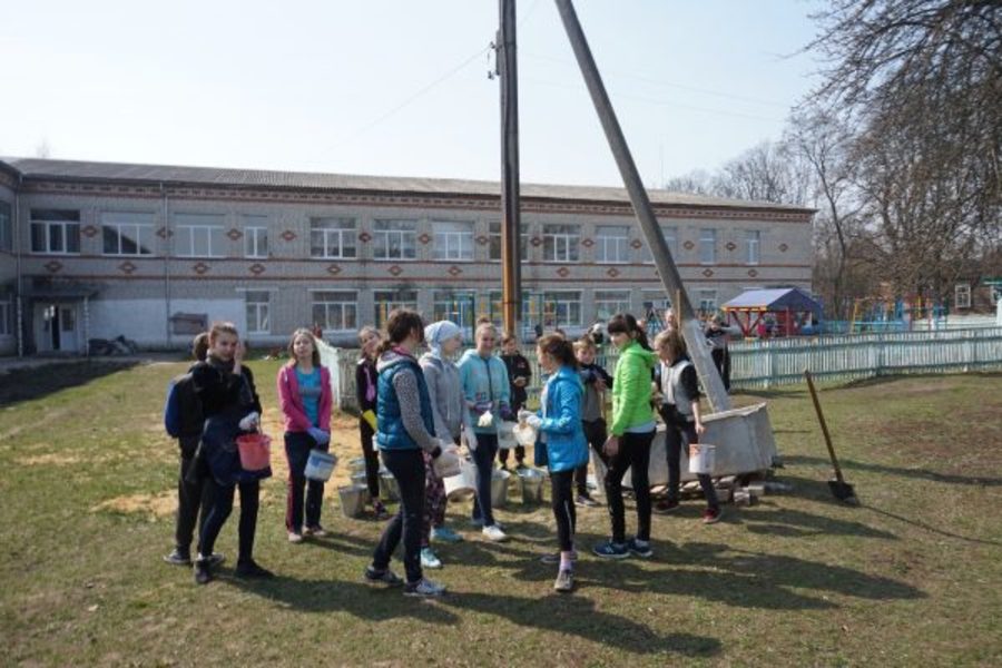 Погода брянская область климовский. Соловьевка Брянская область Климовский район. Субботники в Климово. Соловьевка Брянская область Климовский район клуб. Климовский район село Соловьевка дом культуры.