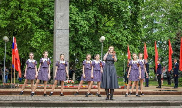 В Брянске в День Победы прошёл праздничный концерт