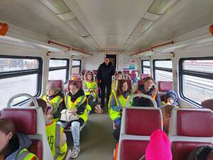 «Рейс безопасности»: железнодорожники провели урок для школьников 