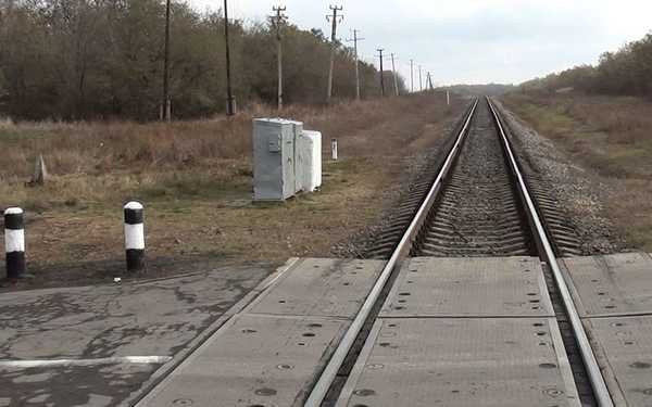 В Карачеве на два дня частично закроют железнодорожный переезд