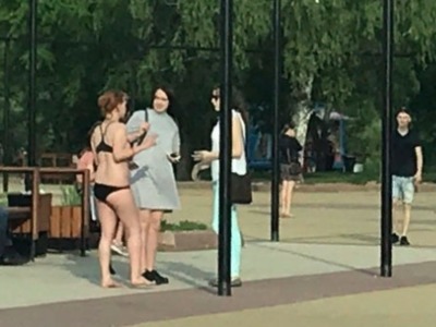 Жителей Брянска возмутил стриптиз девушки в новом фонтане на Набережной 