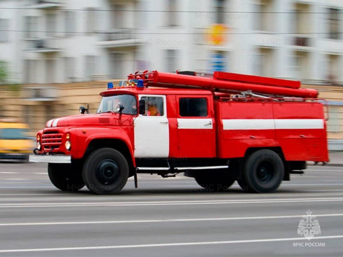 В Балашихе загорелся ТЦ «Стройпарк»