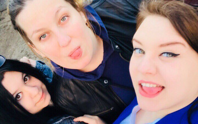 В Брянске три девицы устроили погром в Майском парке