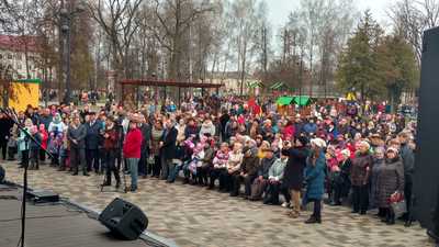 В Брянске торжественно открыли отремонтированный «Майский парк»