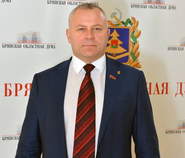 Валентин Суббот поздравил коллег с днем российского парламентаризма
