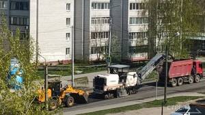 Без выходных и праздников: в Брянске обновляют улицу Спартаковскую