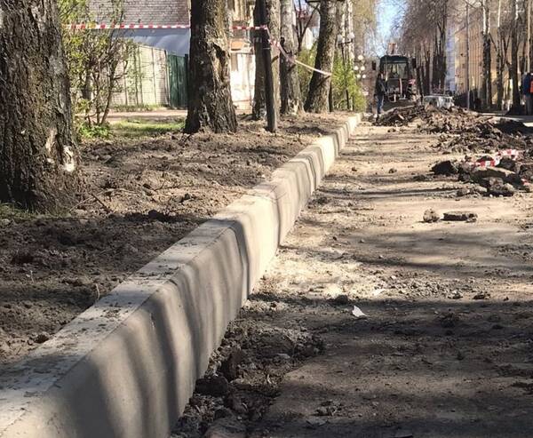 В центре Брянска по нацпроекту ремонтируют улицу Октябрьскую