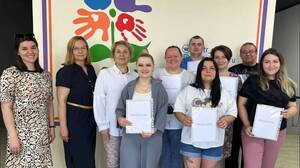 Выпускниками «Школы приемных родителей» стали 80 жителей Брянска 