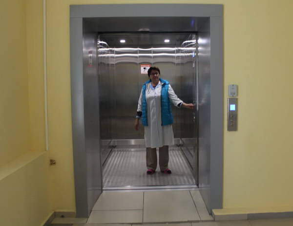 В Клинцах отремонтируют 5 больничных лифтов за 10 млн рублей