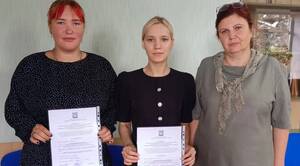 Сиротам из Почепского района вручили сертификаты на жилье