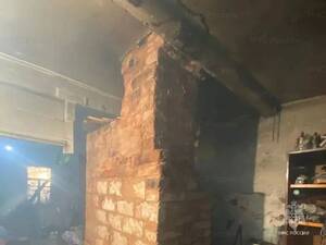 Ночью под Клинцами горел жилой дом