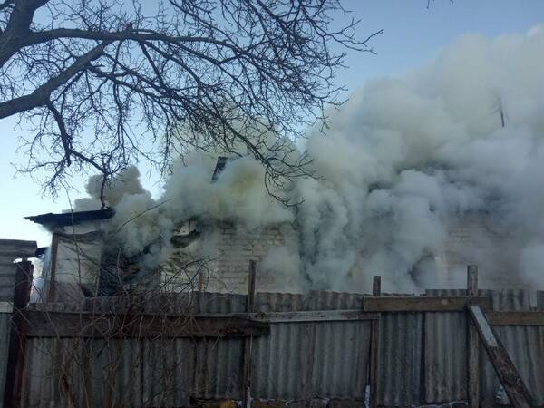 В Суземском районе сгорел жилой дом: есть пострадавший