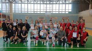 В Дятьковском районе определили лучших волейболистов среди школьников