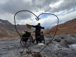 «Впечатления продолжаю раскладывать по полочкам»: Андрей Козлов рассказал о поездке на Памирский тракт