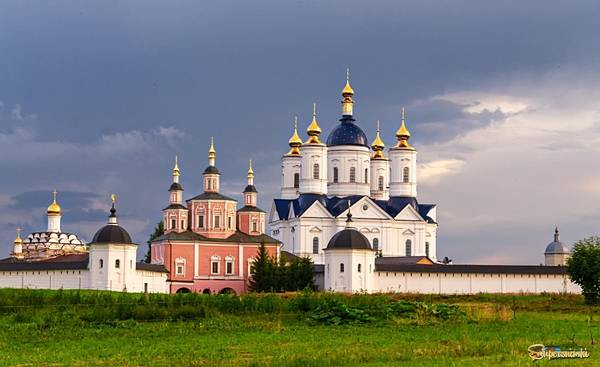 Краеведческий музей приглашает жителей познать православный Брянск