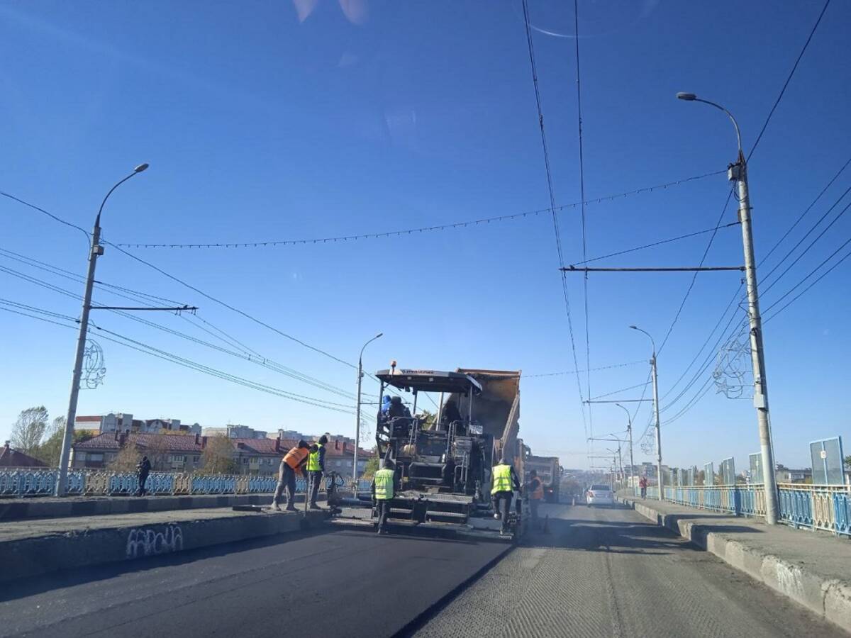 В Фокинском районе Брянска 22 октября перекроют движение по автодороге под  путепроводом