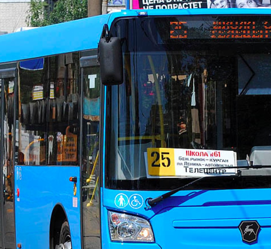 В Брянске водитель автобуса №25 уронил 66-летнюю пенсионерку