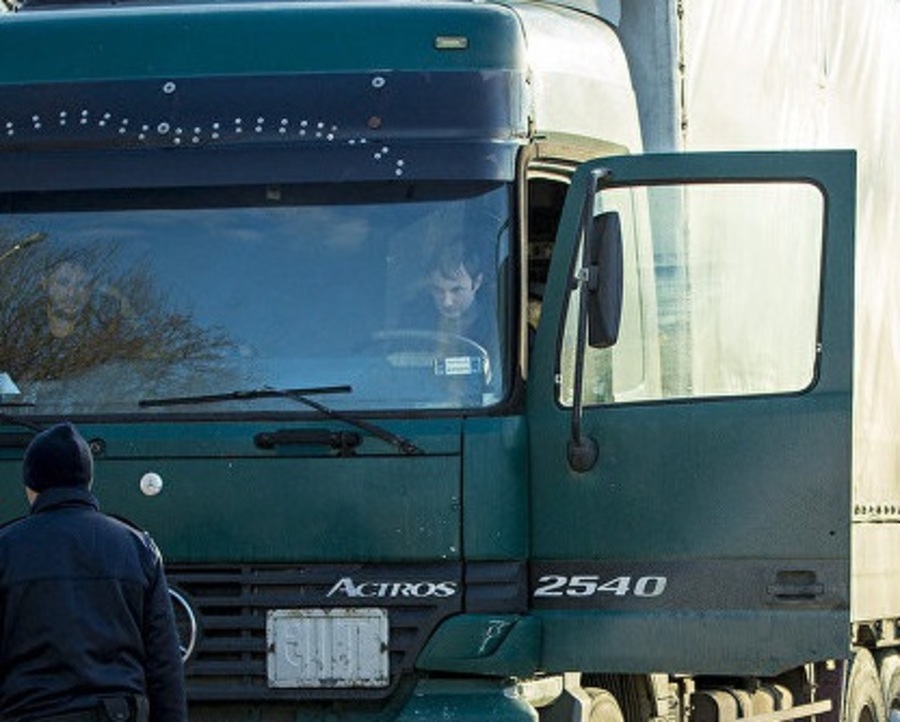 В Брянске транспортную компанию оштрафовали за водителей-нелегалов