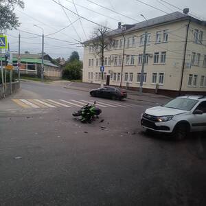 В Брянске на улице Калинина произошло ДТП