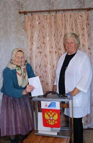 Брянские избиратели, не имеющие возможности посетить участок, могут проголосовать на дому