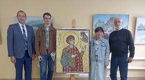 В Жуковке открылась выставка семейной династии художников Волковых