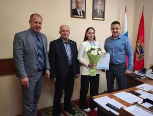 В Брянске чествовали призёра Первенства мира Викторию Альянову