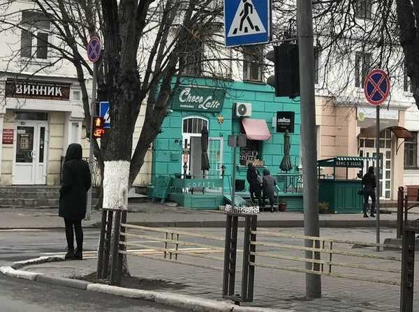 Владельцев кафе обвинили в уродовании архитектуры Брянска