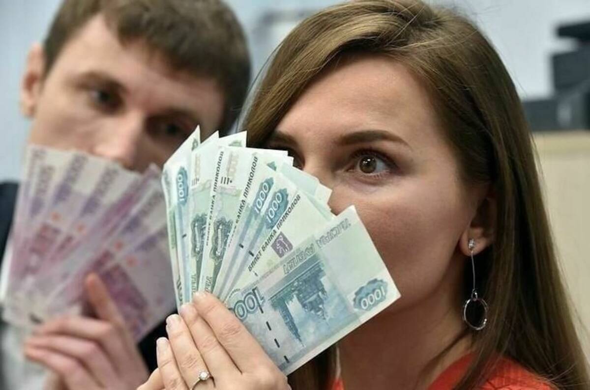 В Выгоничском районе Брянской области средняя зарплата выросла до 50 тысяч рублей