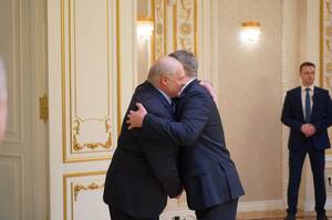 Лукашенко поблагодарил Брянскую область за помощь белорусским аграриям