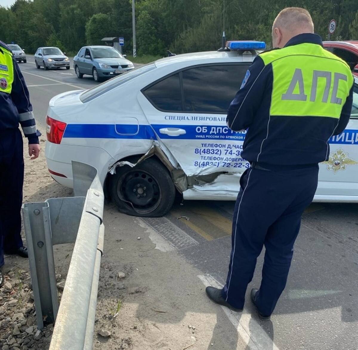 Под Брянском возле «Раздолья» автомобиль полиции попал в ДТП