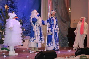 Для стародубских ребят устроили новогодний праздник