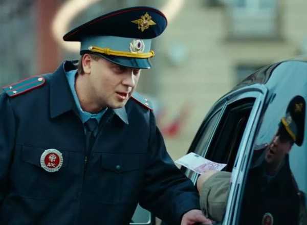 В Севске водителя оштрафовали на 300 тысяч рублей за взятку гаишнику