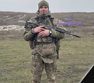 В зоне СВО смертельное ранение получил боец Василий Алекса из Почепа