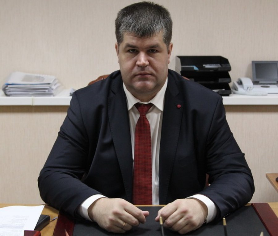 Посредницу при взятке заместителю мэра Брянска оштрафовали на 400 тыс рублей