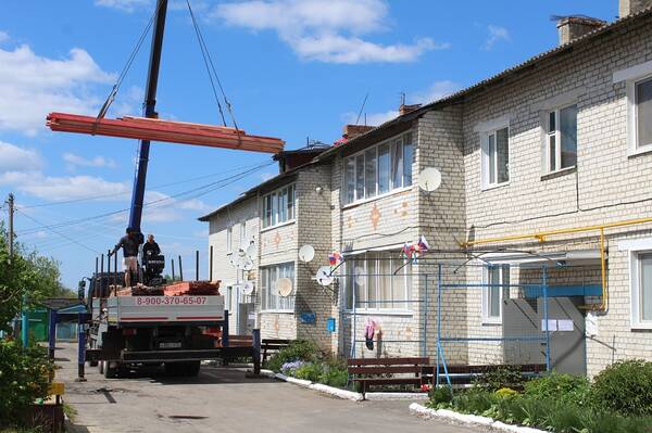 В Комаричах начался капитальной ремонт домов