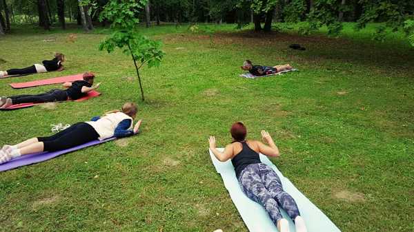В Брянске прошёл бесплатный мастер-класс по йоге