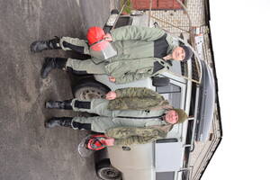 Энергетики Климовского района регулярно восстанавливают электросети РЭС после обстрелов