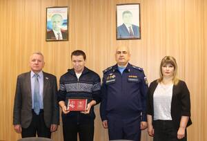 В Красной Горе вручили орден Мужества брату воина, погибшего на СВО